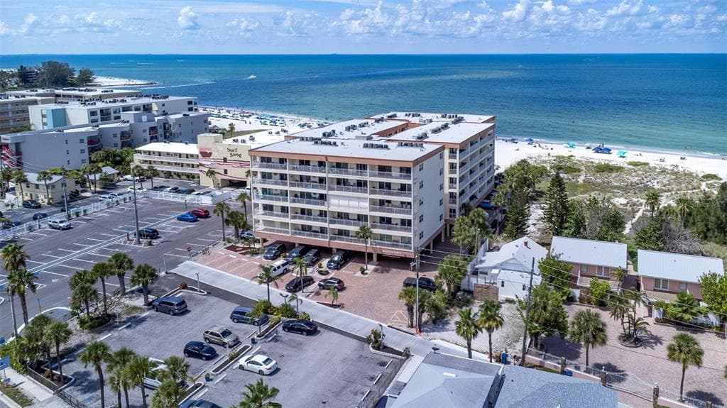 13000 GULF BOULEVARD UNIT 211