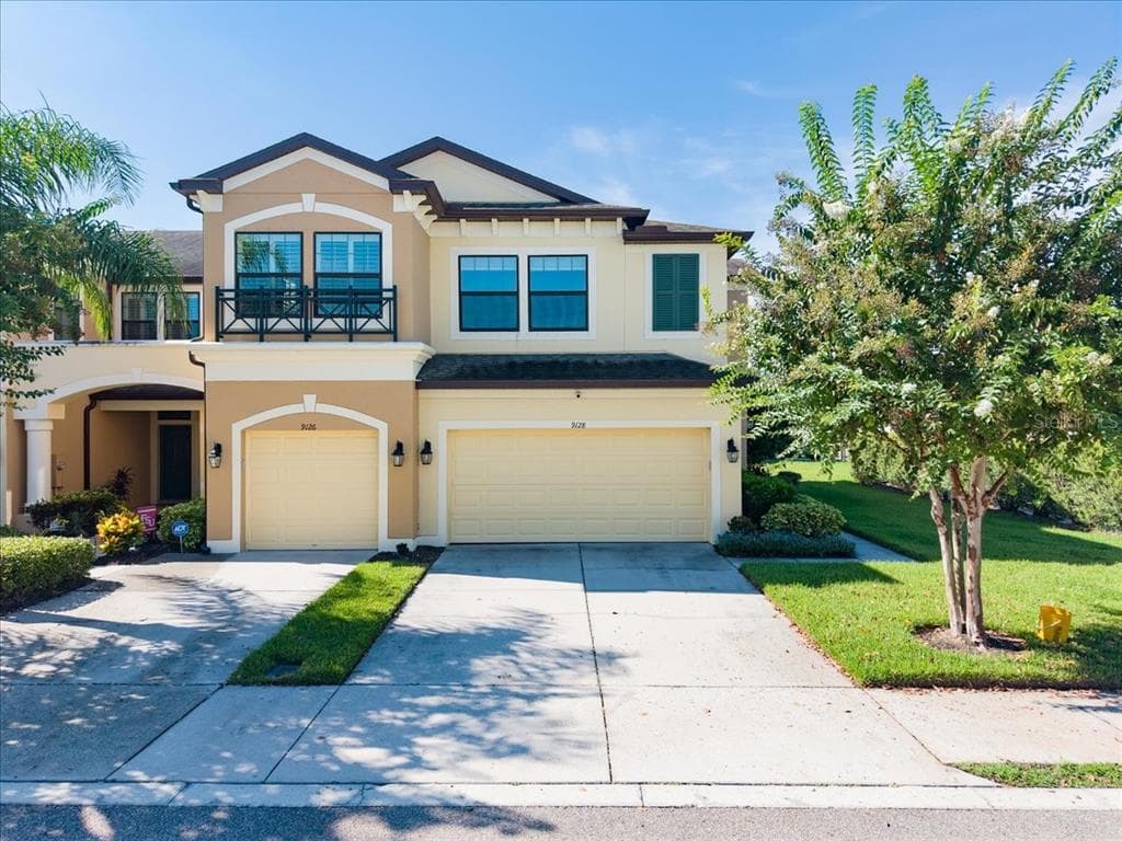 9128 CAROLINA WREN DRIVE TAMPA, FL 33626