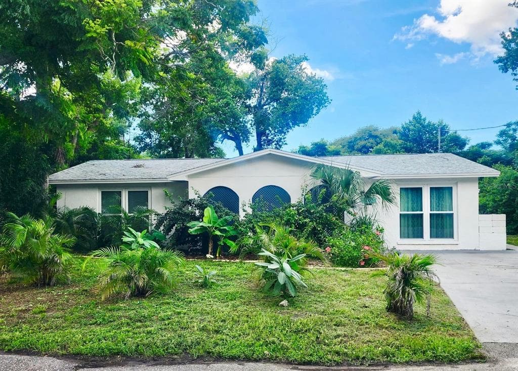 11005 HARDING DRIVE PORT RICHEY, FL 34668