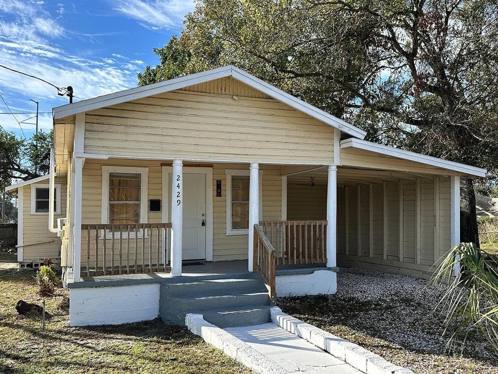 2429 E 20TH AVENUE TAMPA, FL 33605