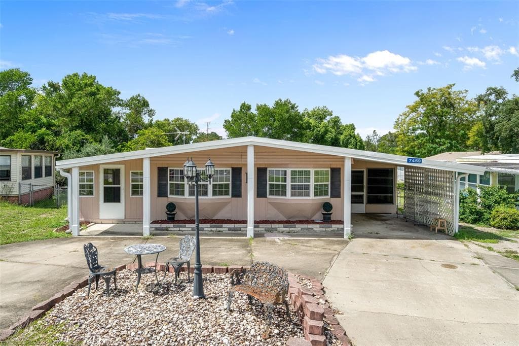 7459 HIGHPOINT BOULEVARD BROOKSVILLE, FL 34613