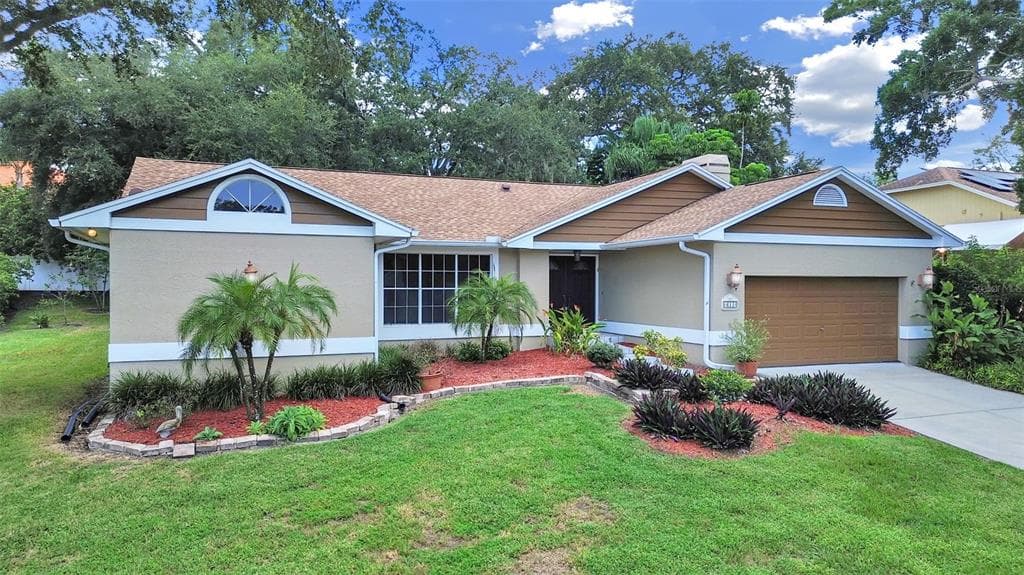 611 TOMOKA DRIVE PALM HARBOR, FL 34683