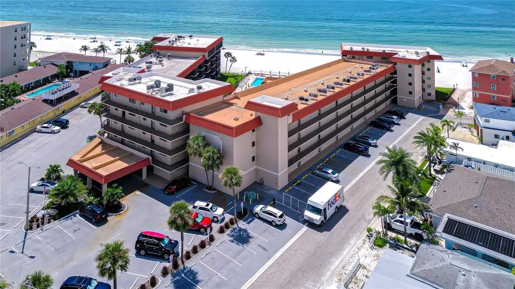 17580 GULF BOULEVARD UNIT 417 REDINGTON SHORES, FL 33708