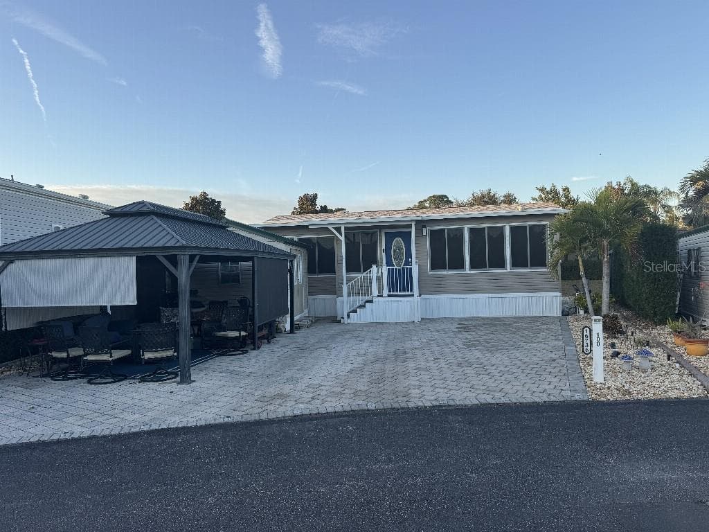 16736 SUNSHINE AVENUE CLERMONT, FL 34714