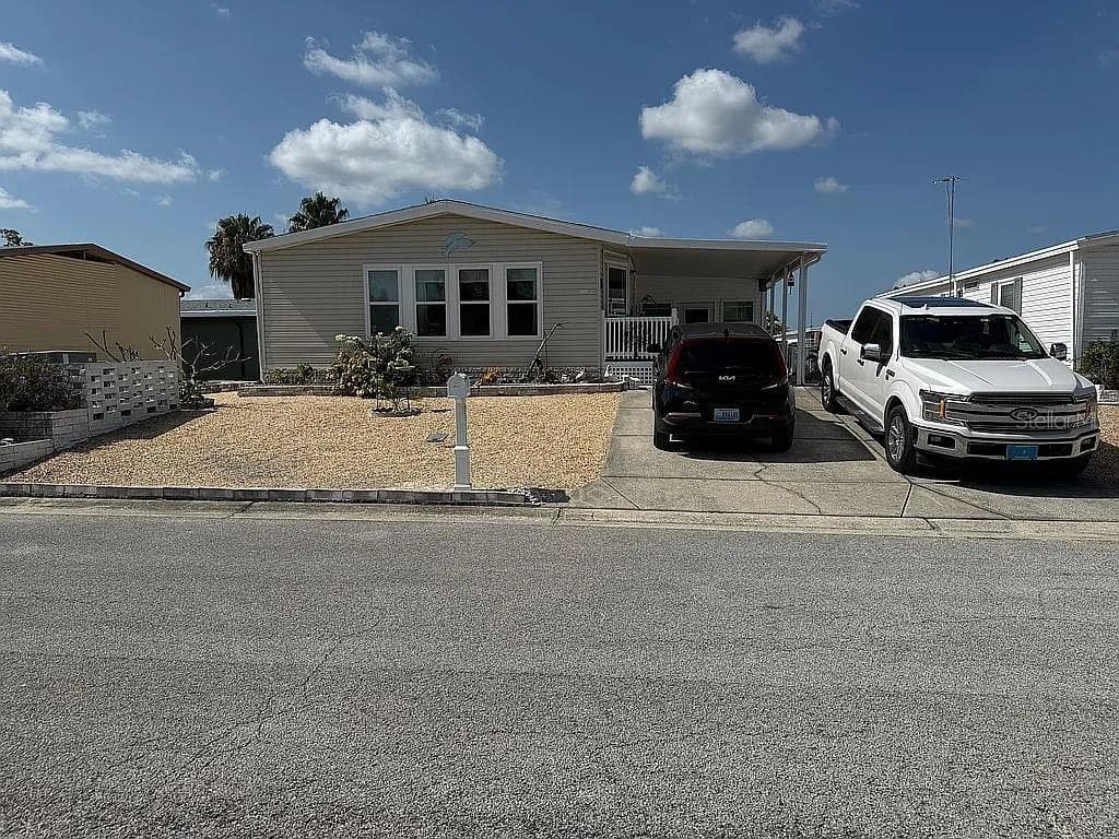 7306 CASCADE DRIVE HUDSON, FL 34667