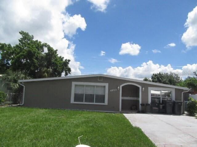 4923 CRESTHILL DRIVE TAMPA, FL 33615