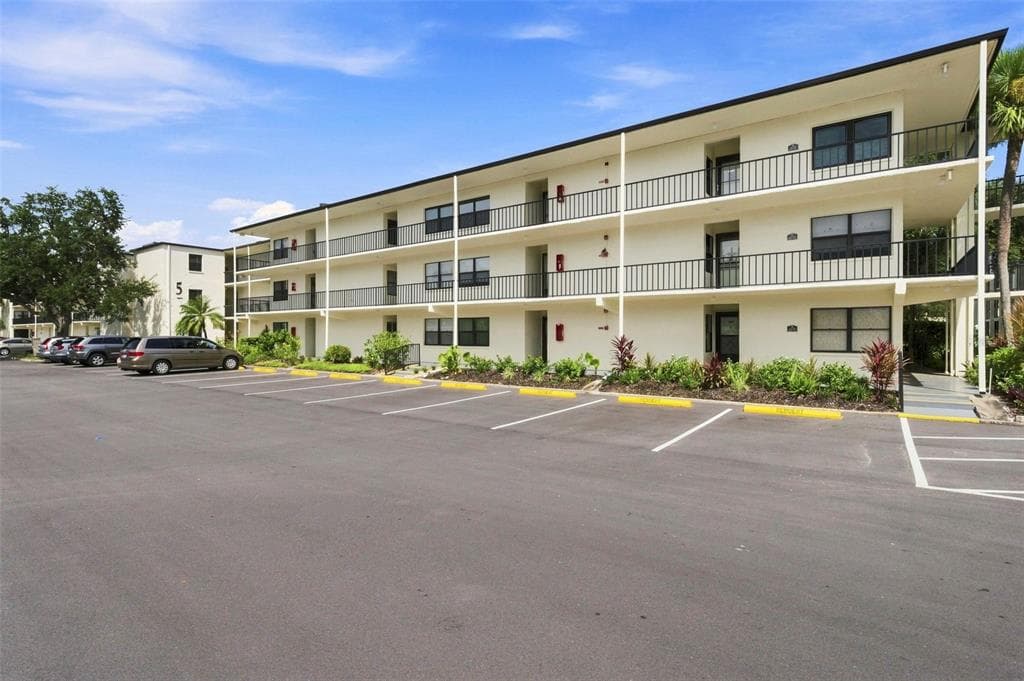 14130 ROSEMARY LANE UNIT 5314 LARGO, FL 33774