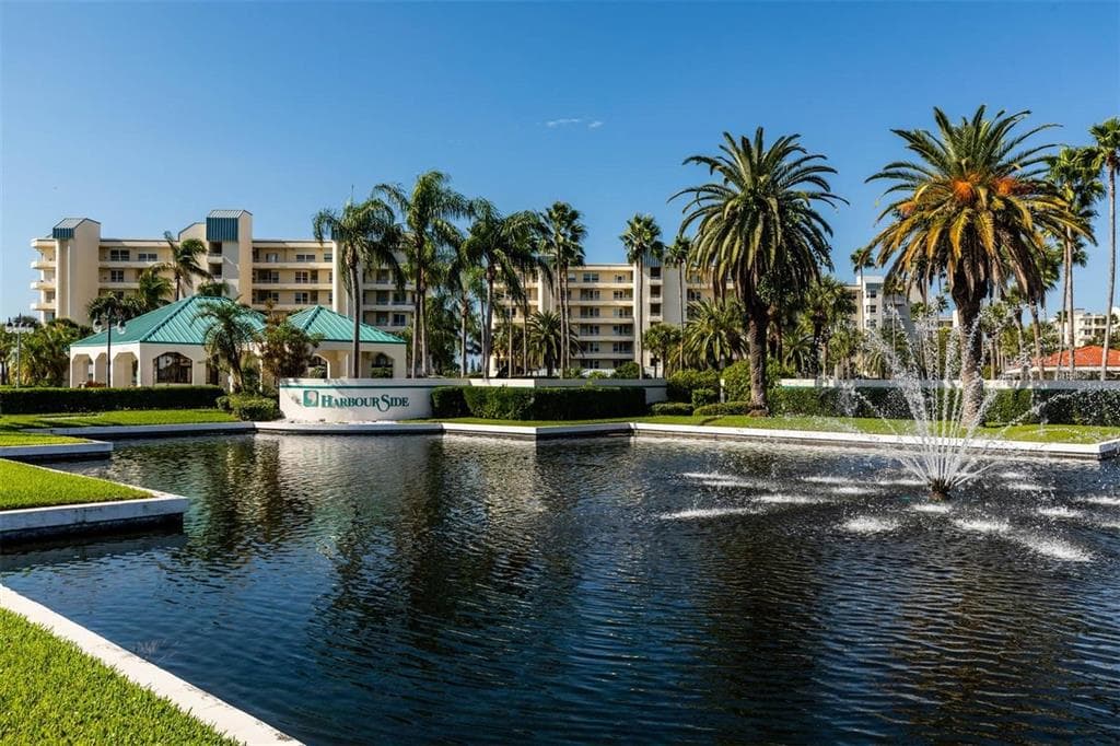 7912 SAILBOAT KEY BOULEVARD S UNIT 201 SOUTH PASADENA, FL 33707