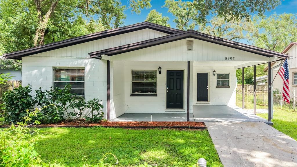 8307 N ELMER STREET TAMPA, FL 33604