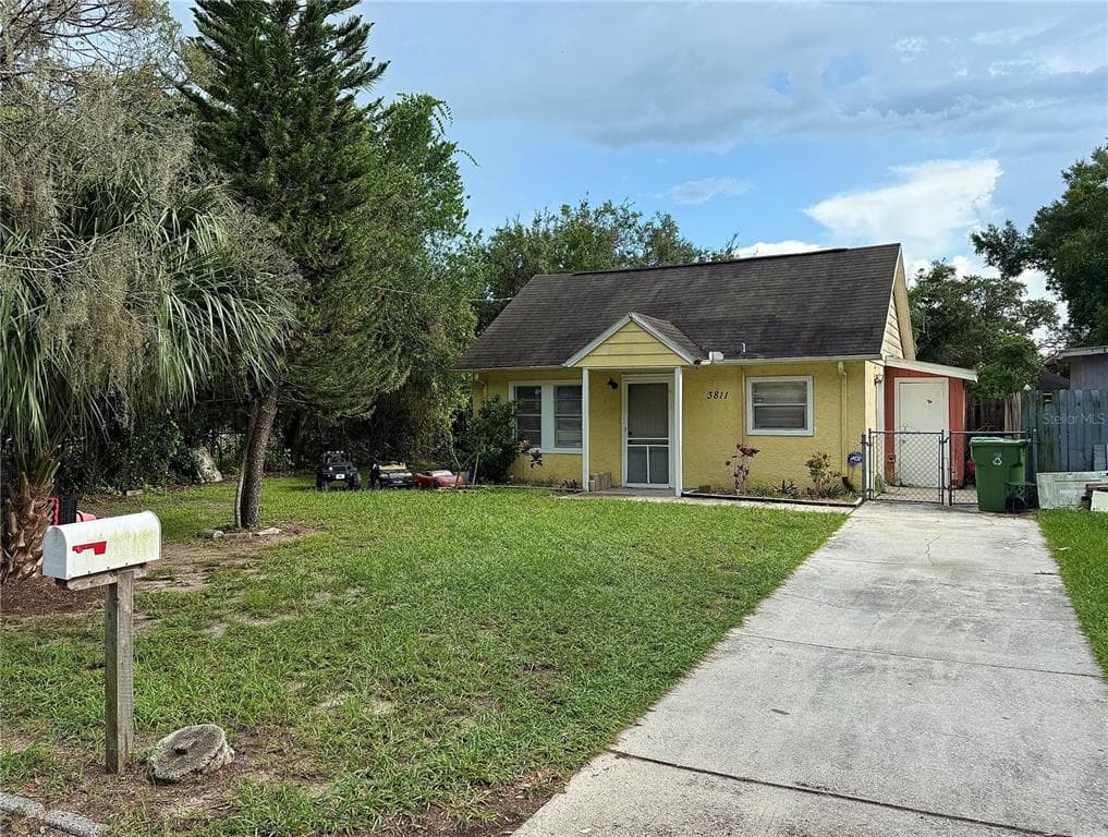 3811 E CRAWFORD STREET TAMPA, FL 33604