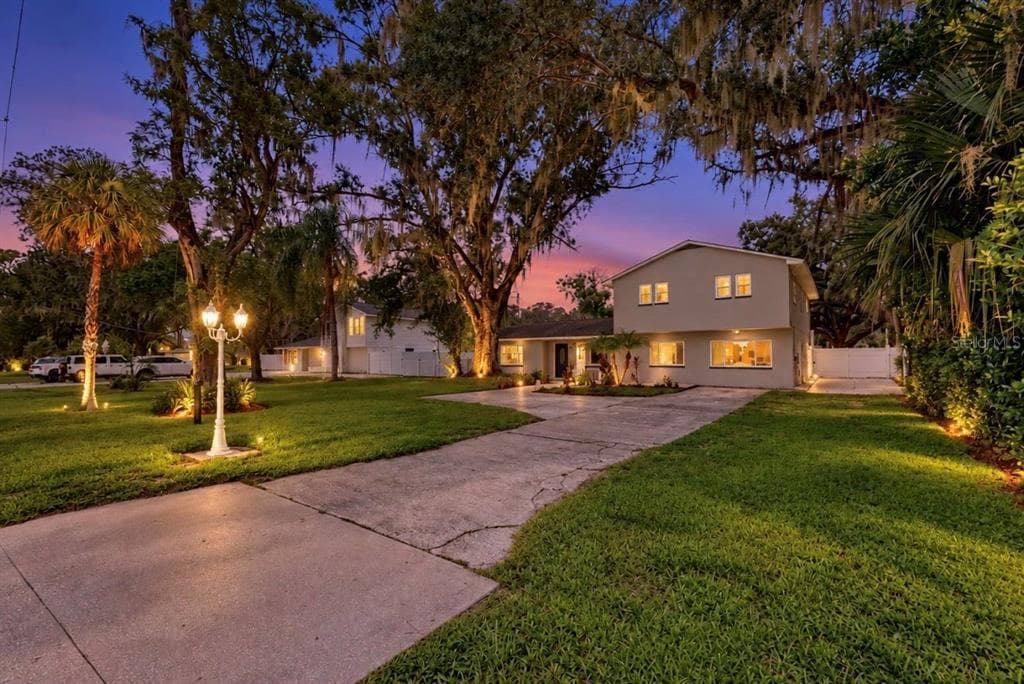 11004 RIVERVIEW DRIVE RIVERVIEW, FL 33578