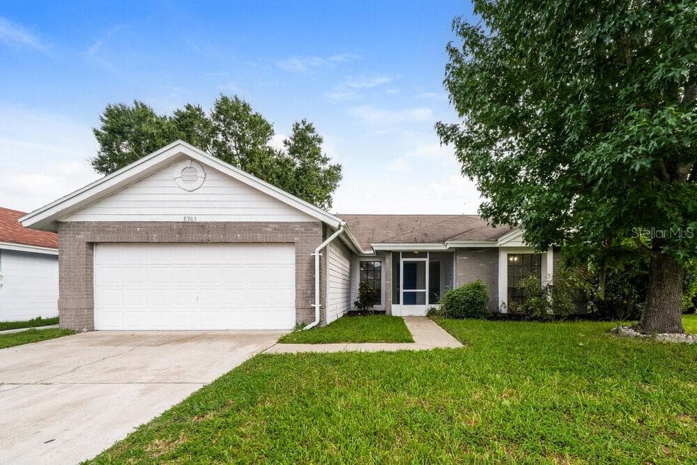 8905 BAYAUD DRIVE TAMPA, FL 33626
