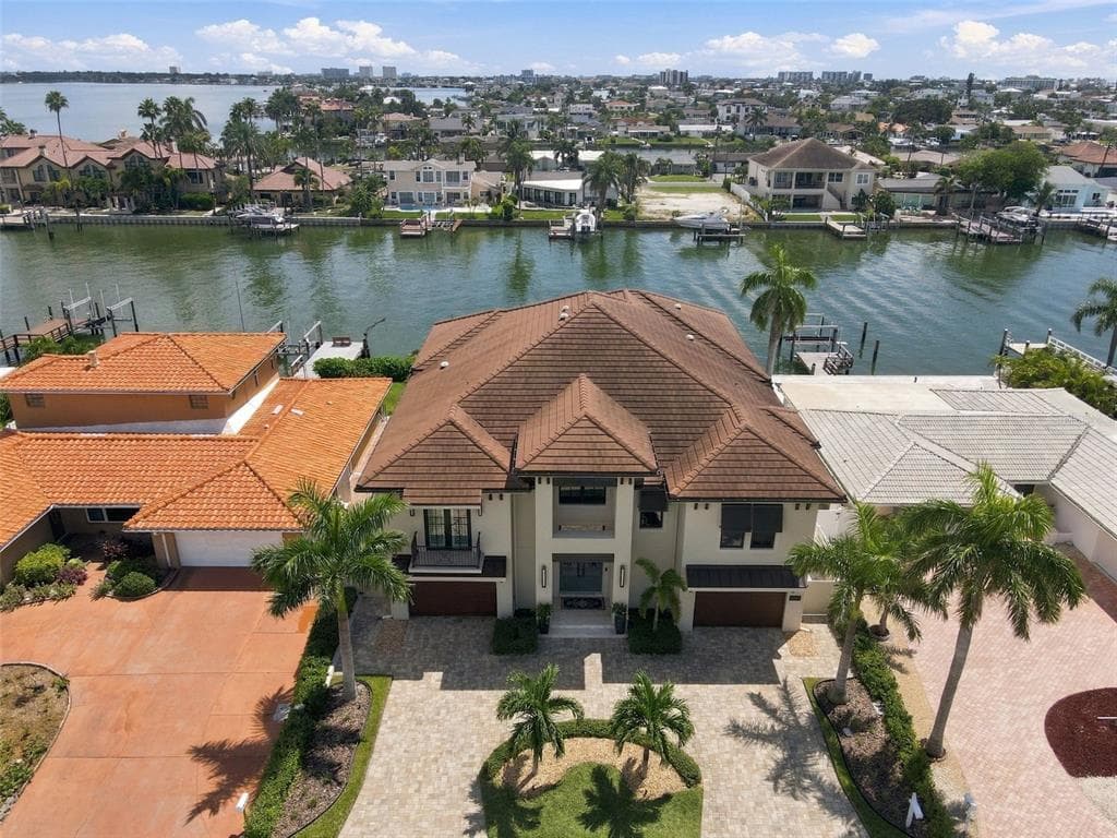 815 CAPRI BOULEVARD TREASURE ISLAND, FL 33706