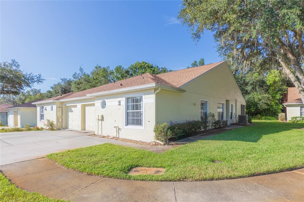 35224 WHISPERING PINES DRIVE
