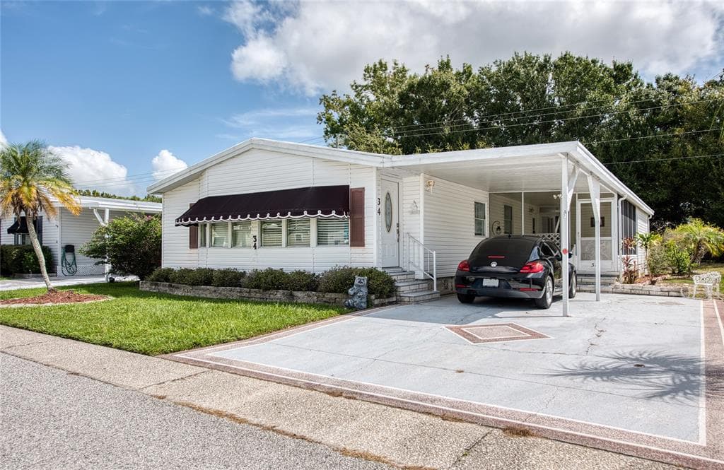 34 PELICAN DRIVE E