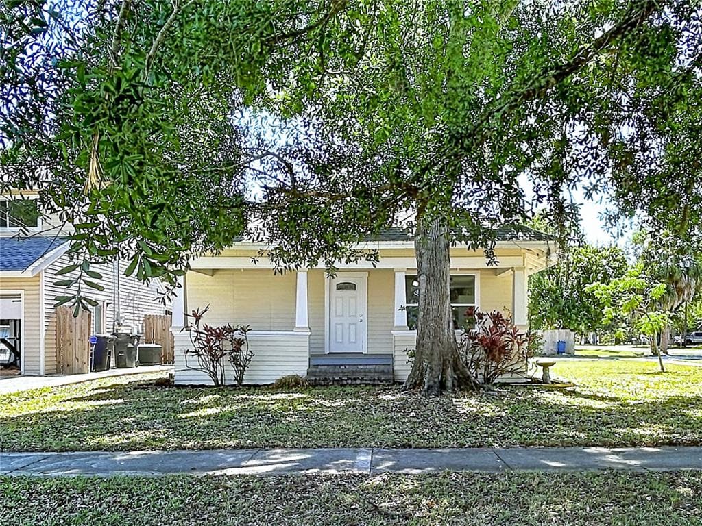313 JEFFERSON AVENUE S OLDSMAR, FL 34677