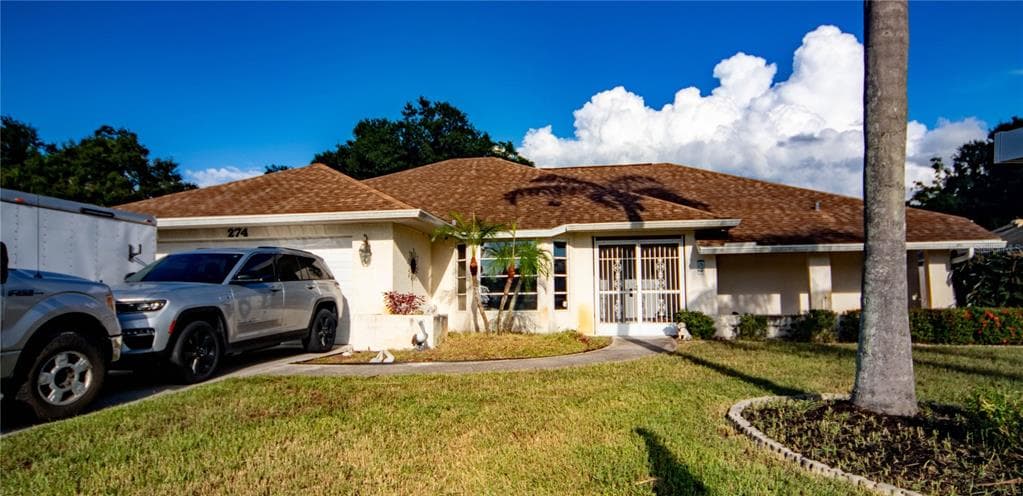 274 LORRAINE AVENUE VENICE, FL 34293