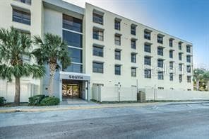 701 S MADISON AVENUE UNIT 305 CLEARWATER, FL 33756
