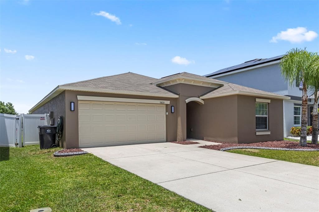 10633 STANDING STONE DRIVE WIMAUMA, FL 33598