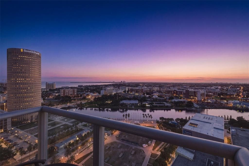 777 N ASHLEY DRIVE UNIT 2301 TAMPA, FL 33602