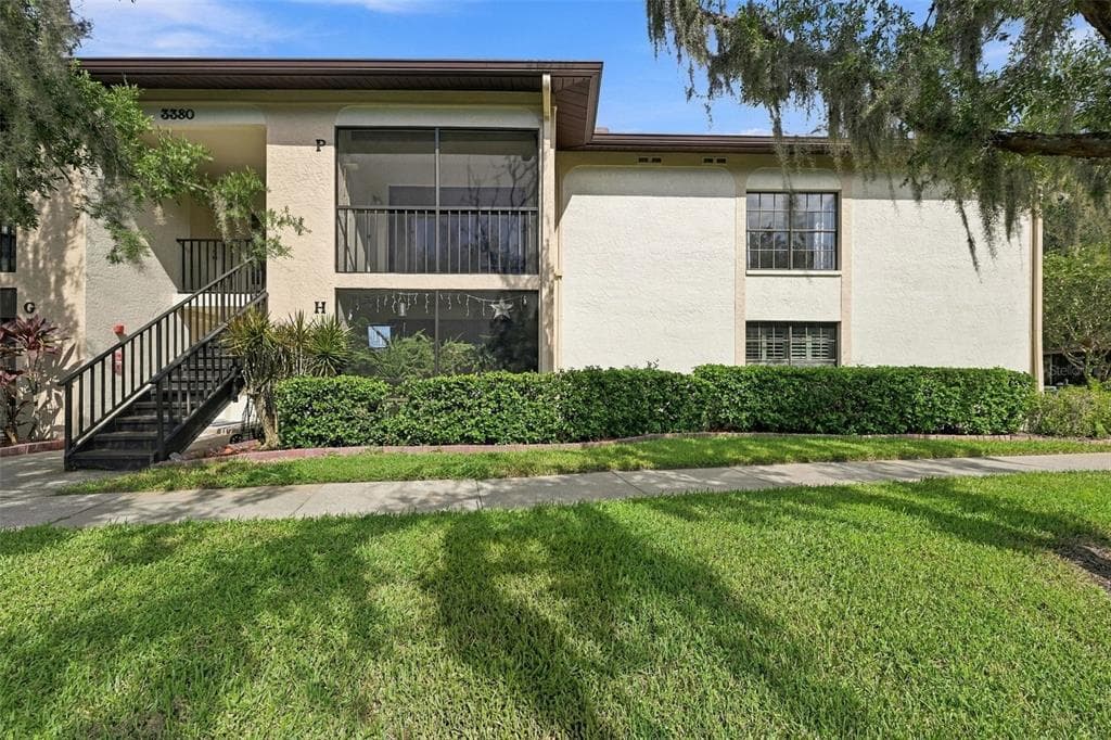 3380 CRYSTAL COURT E UNIT P PALM HARBOR, FL 34685