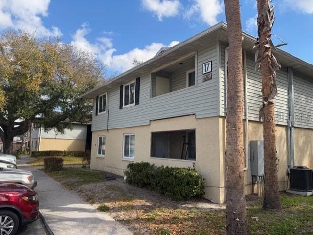 237 THORN TREE PLACE BRANDON, FL 33510