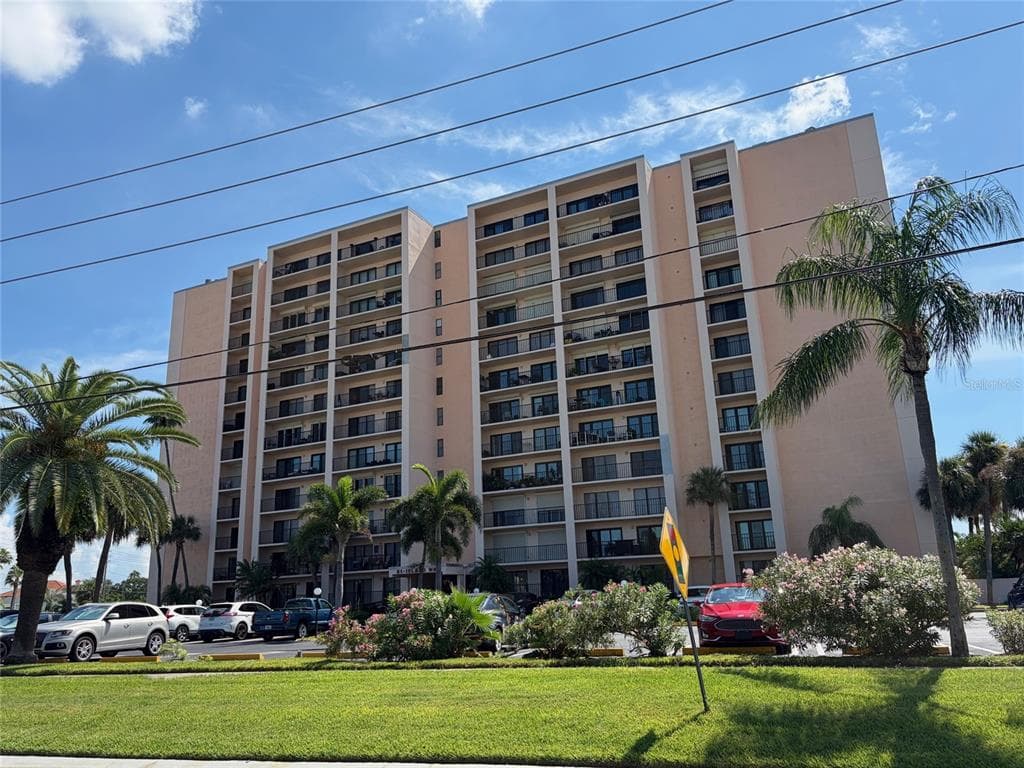 51 ISLAND WAY UNIT 801
