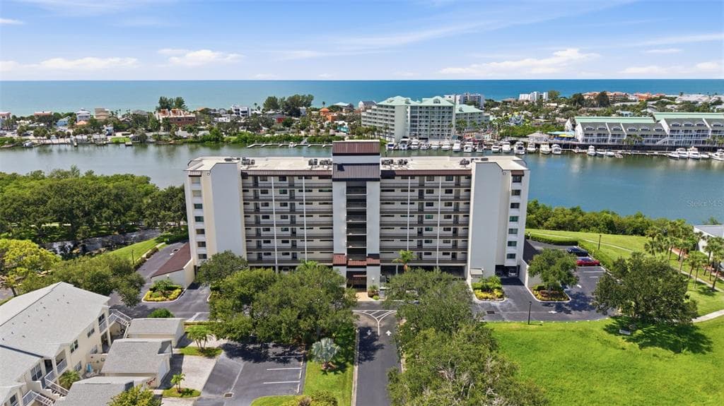 11730 SHIPWATCH DRIVE UNIT 207 LARGO, FL 33774