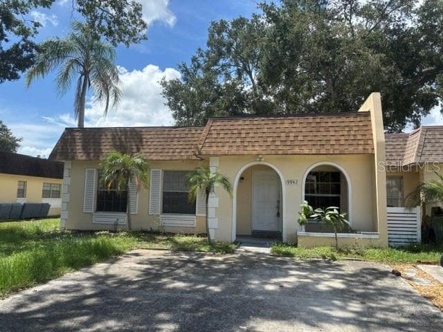 9942 84TH WAY SEMINOLE, FL 33777