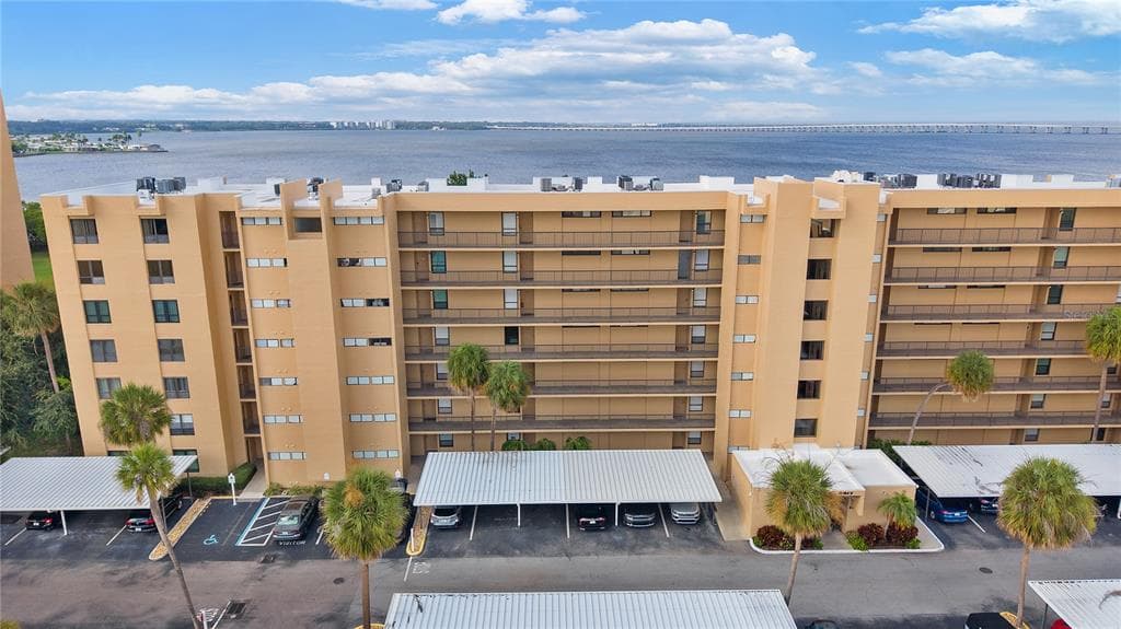 2617 COVE CAY DRIVE UNIT 103 CLEARWATER, FL 33760