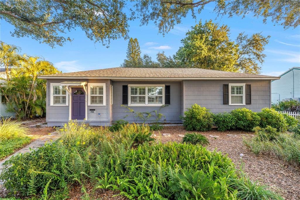 755 39TH AVENUE NE ST PETERSBURG, FL 33703