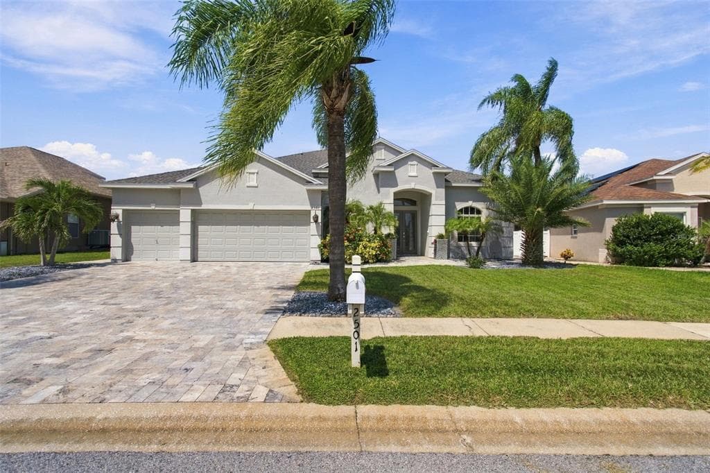2501 BAY FIELD COURT HOLIDAY, FL 34691