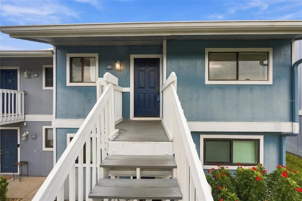6033 34TH STREET W UNIT 20 BRADENTON, FL 34210