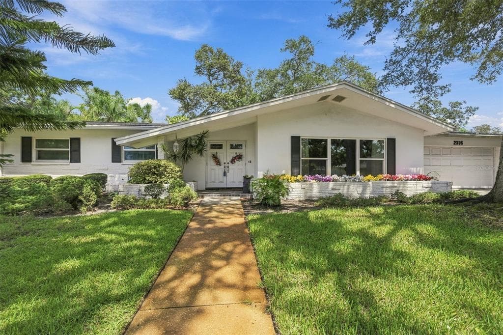2336 HARN BOULEVARD CLEARWATER, FL 33764