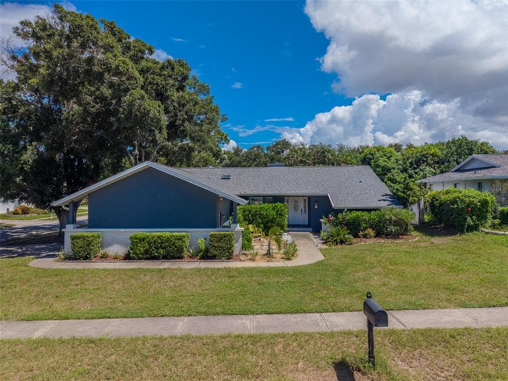 2709 WINDING WAY PALM HARBOR, FL 34683