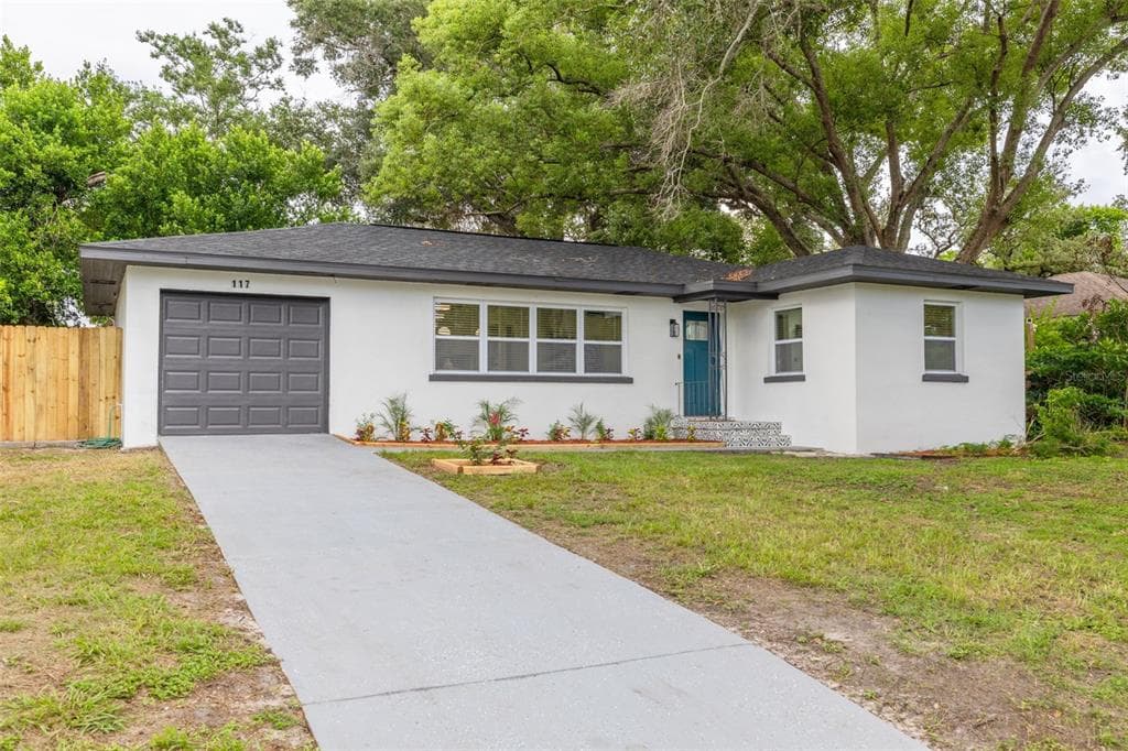 117 ORANGEVIEW AVENUE CLEARWATER, FL 33755