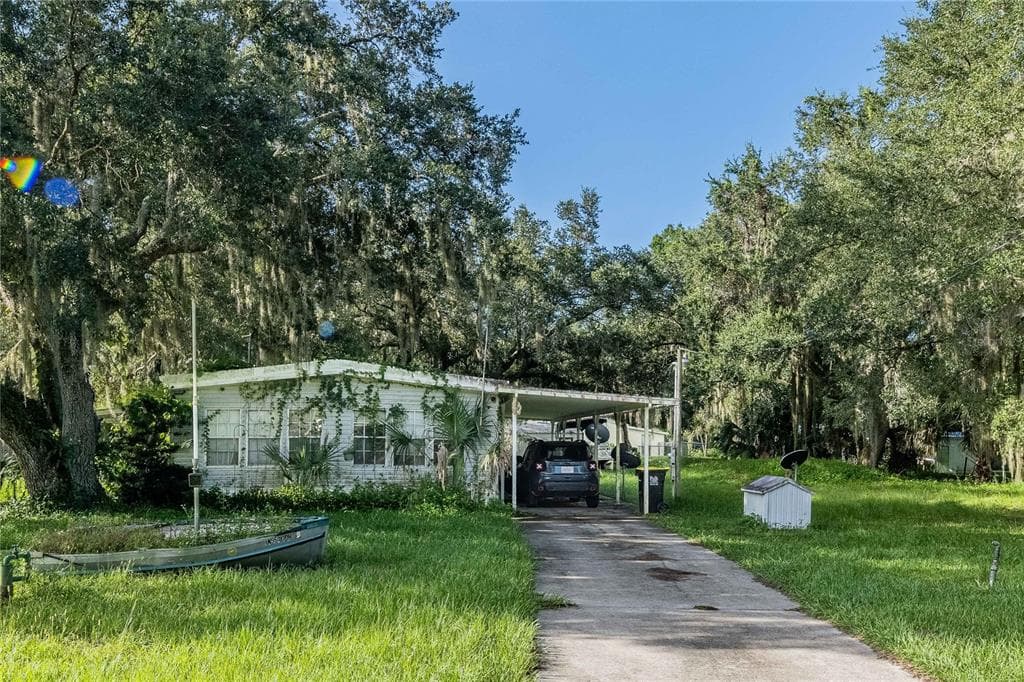 3319 ALPHA LANE LAKE WALES, FL 33898