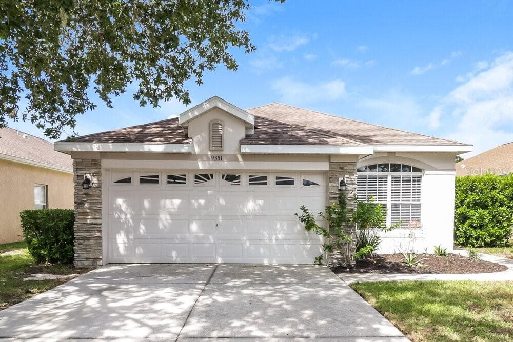 9351 BEAUFORT COURT NEW PORT RICHEY, FL 34654