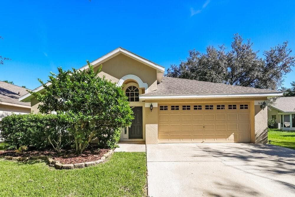 16820 HAWKRIDGE ROAD LITHIA, FL 33547