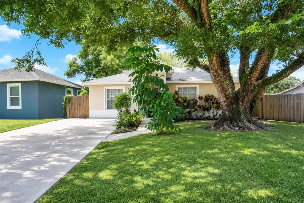 1120 11TH AVENUE S ST PETERSBURG, FL 33705