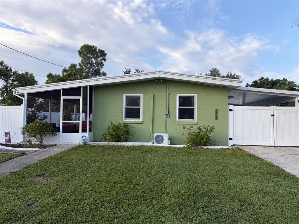 8439 DOROTHY AVENUE NORTH PORT, FL 34287