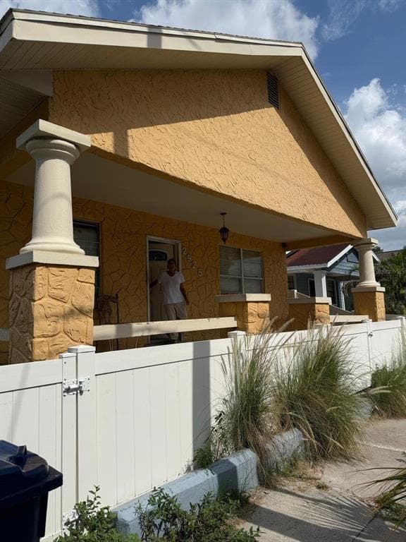 2925 N 16 STREET TAMPA, FL 33605