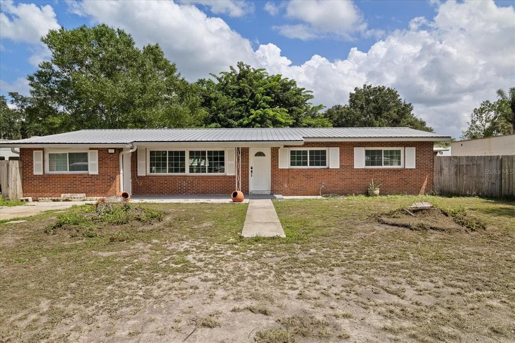 8125 N SOCRUM LOOP ROAD