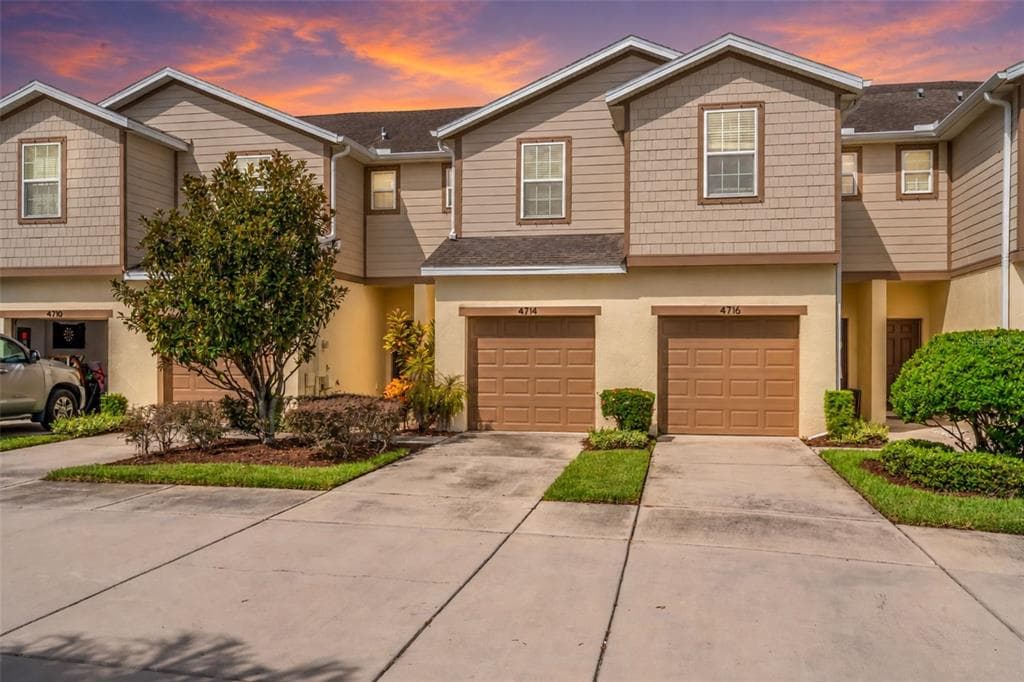 4714 WHITE SANDERLING COURT TAMPA, FL 33619