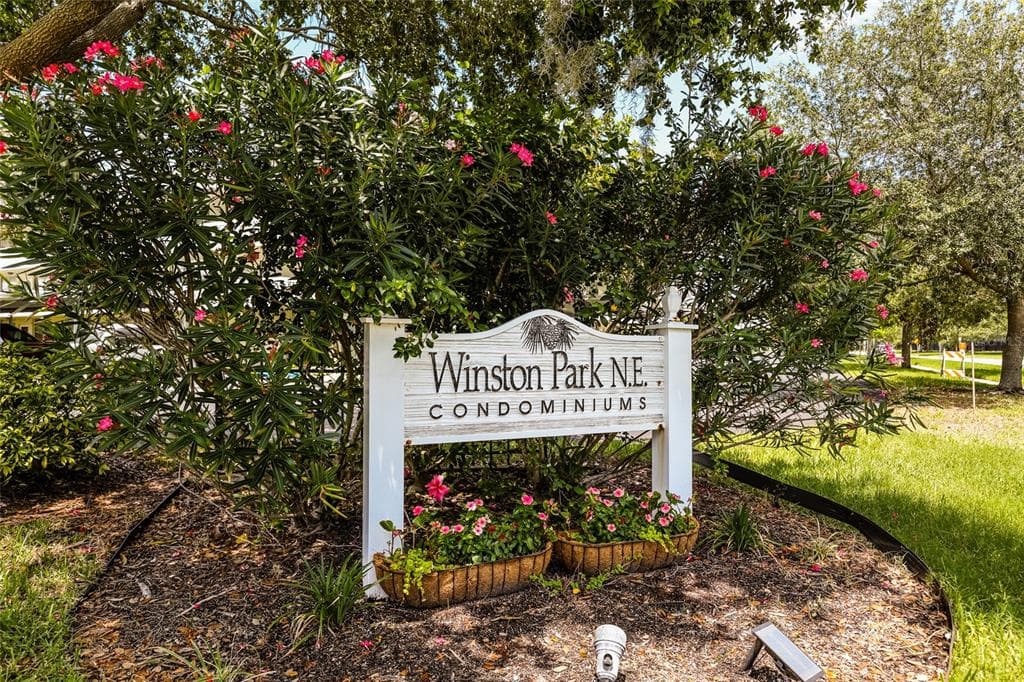 4895 BAY STREET NE UNIT 108 ST PETERSBURG, FL 33703