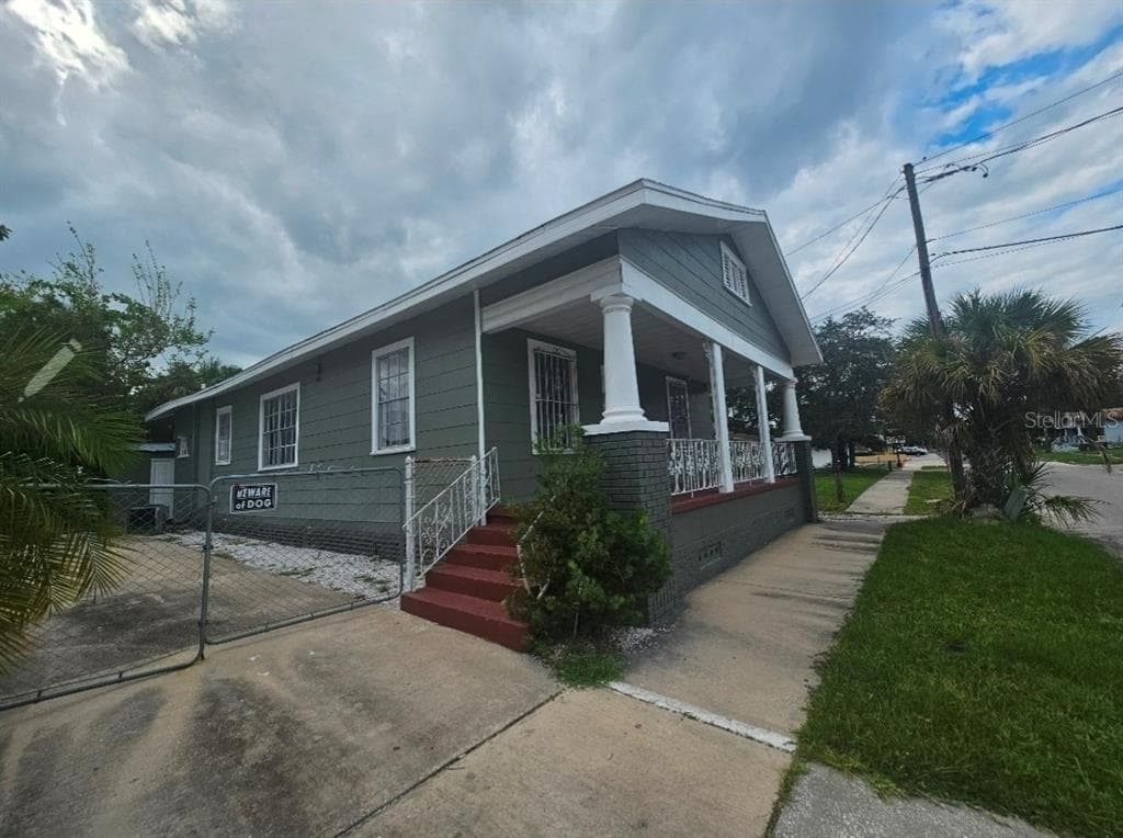 2408 N ALBANY AVENUE TAMPA, FL 33607