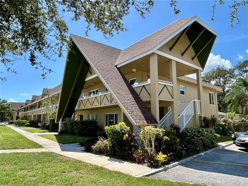 2000 WORLD PARKWAY BOULEVARD UNIT 12 CLEARWATER, FL 33763