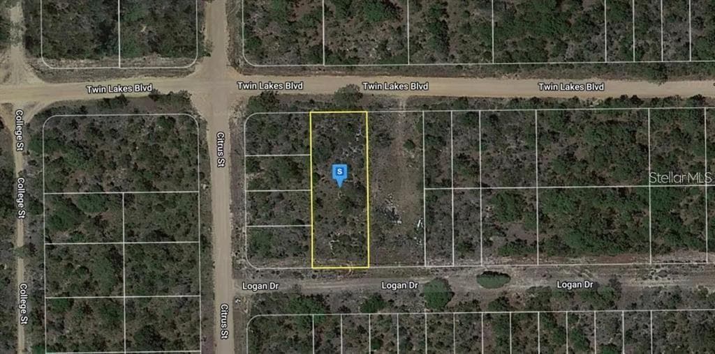 1137 TWIN LAKES BOULEVARD INTERLACHEN, FL 32148