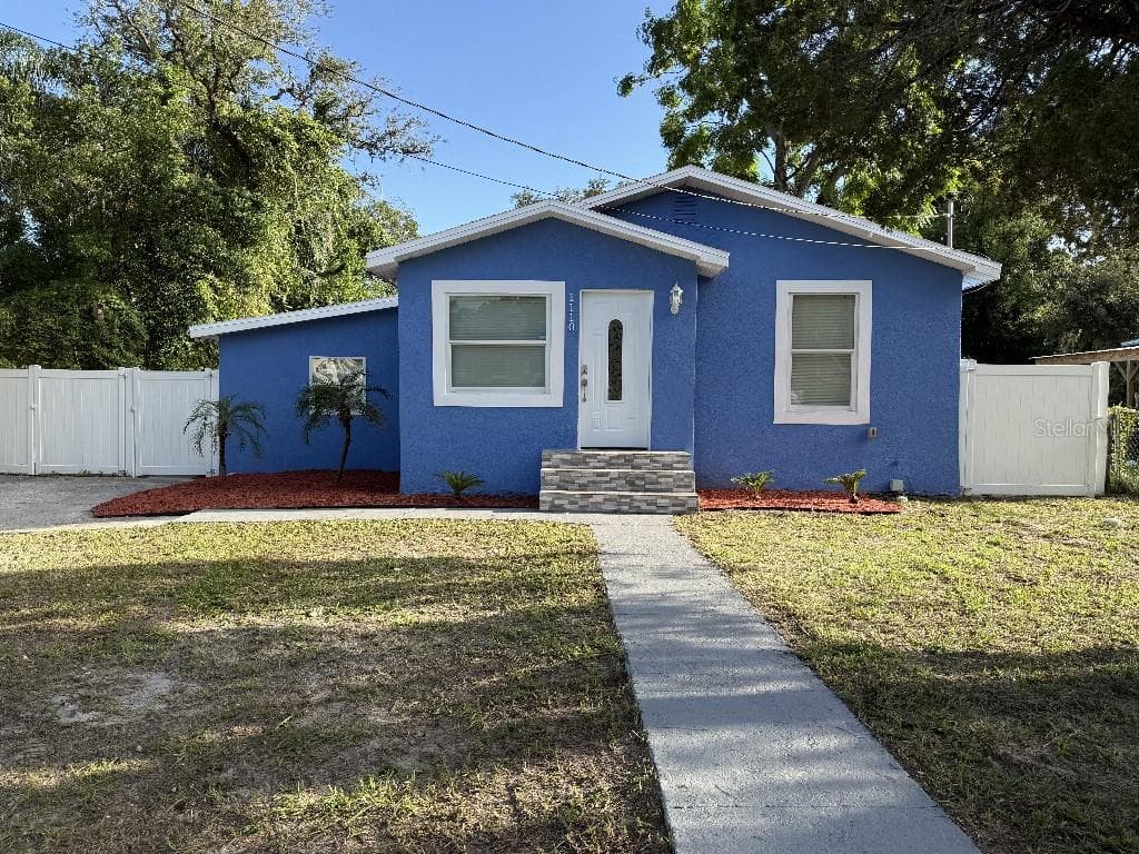 1110 W KNOLLWOOD STREET TAMPA, FL 33604