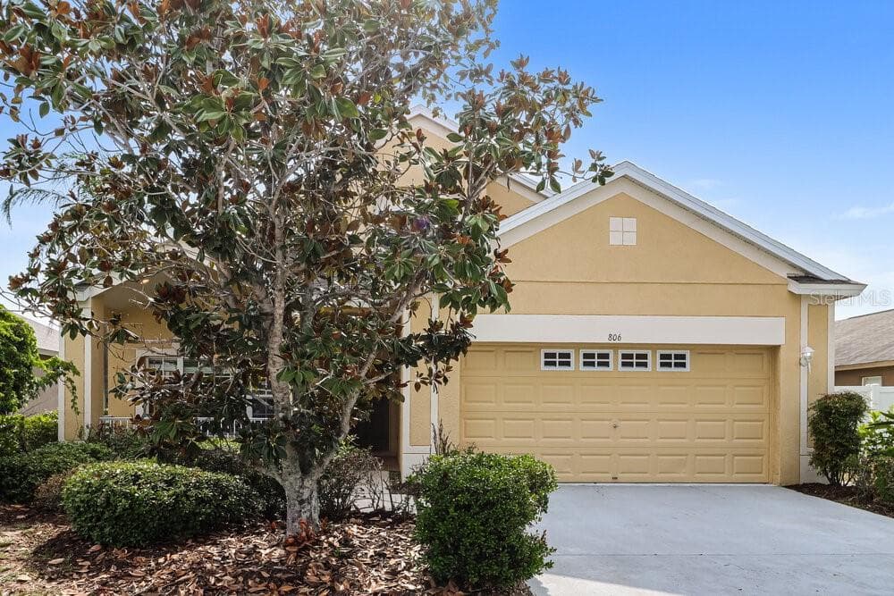 806 15TH STREET NE RUSKIN, FL 33570